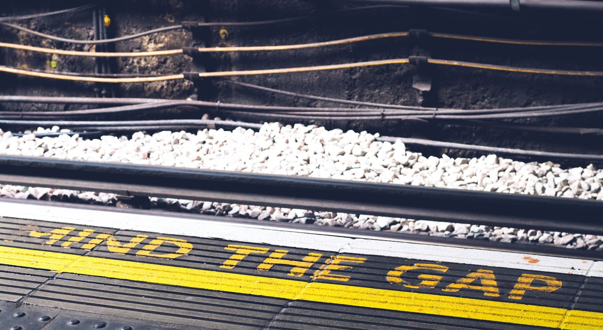 Please Mind The Gap