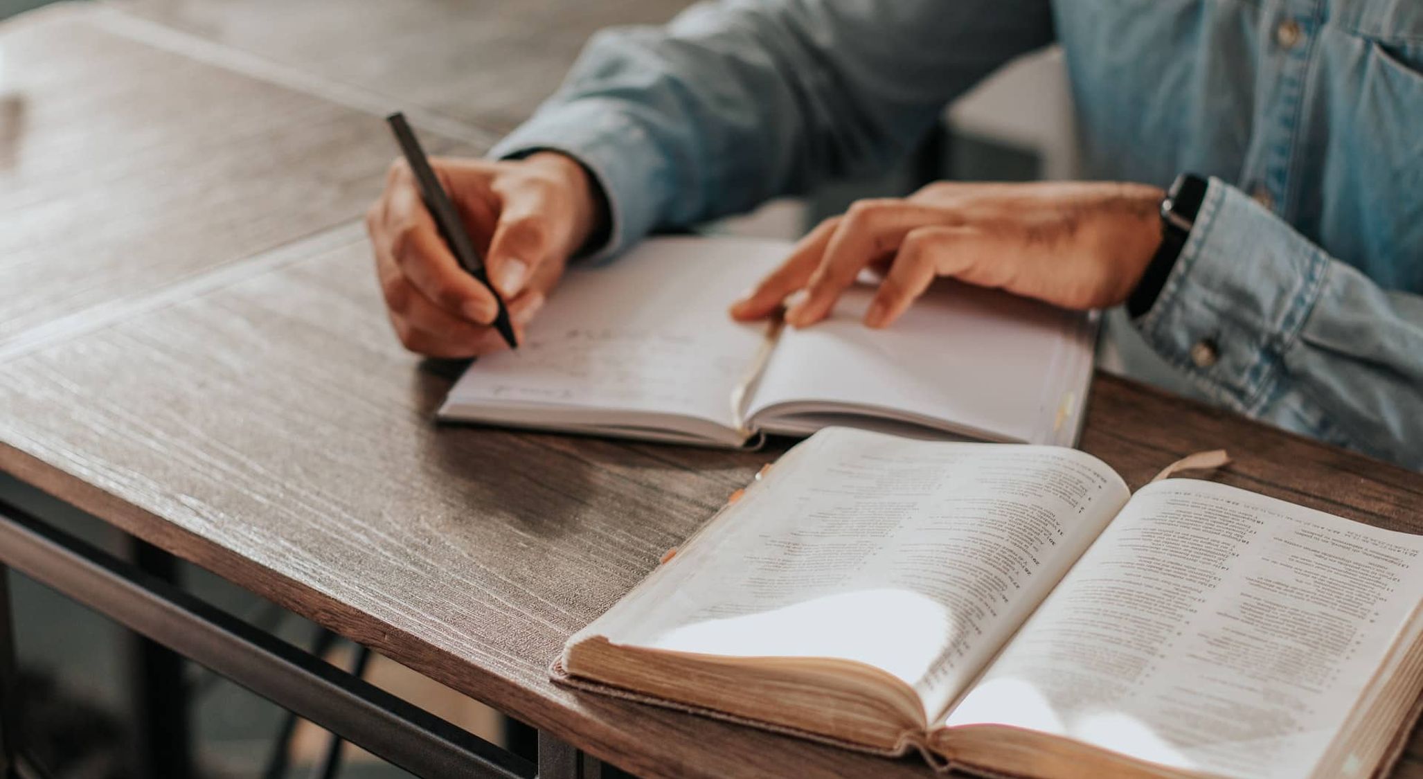 Christ in all the Scriptures