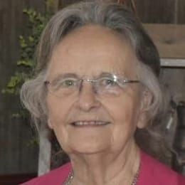 Lillian Hay