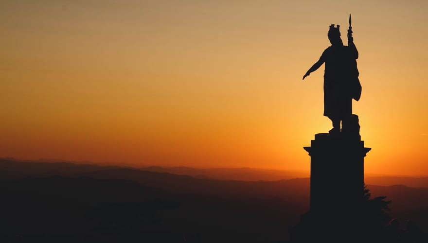 Daniel : Idols and Furnaces